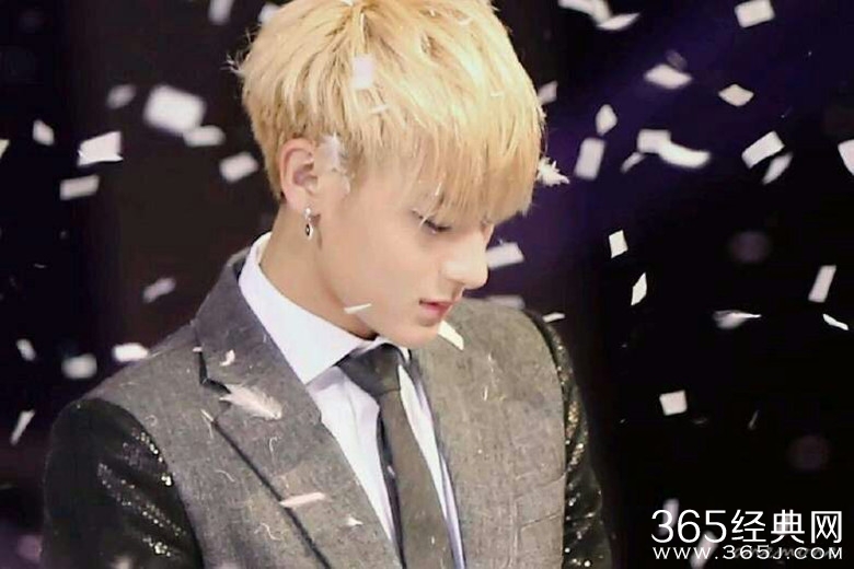 黄子韬首张迷你专辑T.A.O