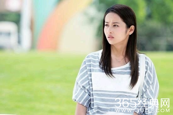 冰与火的青春罗浩跟夏冰是不是同一个妈妈?为什么丢下夏冰?