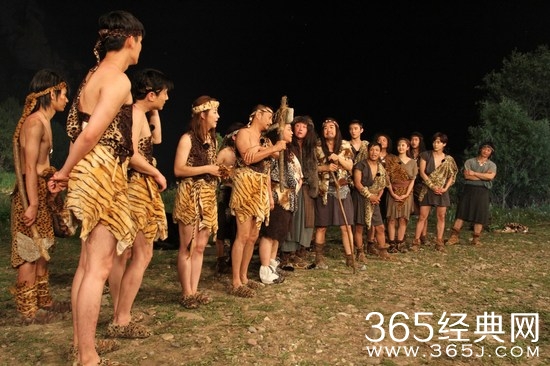 《咱们穿越吧》首播成功 被赞全新真人秀