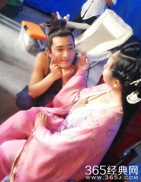 《花千骨》罕见花絮 霍建华被曝逗比赵丽颖爱开玩笑