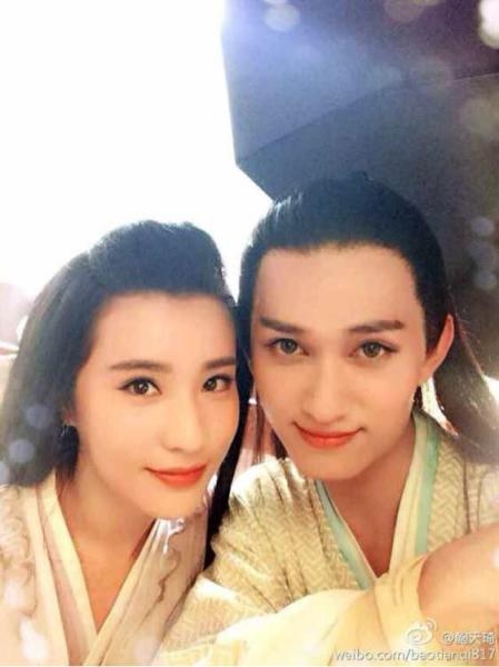 《花千骨》罕见花絮 霍建华被曝逗比赵丽颖爱开玩笑