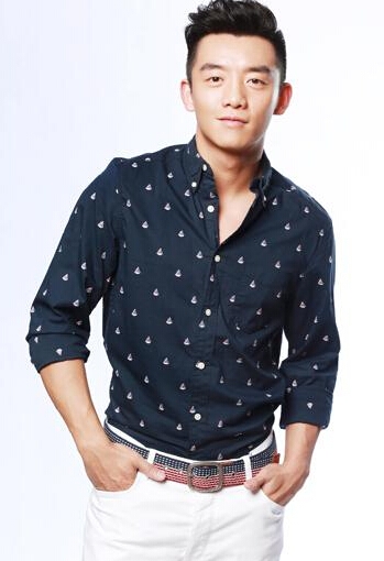 郑恺否认是富二代:别把人生快进要享受每个阶段