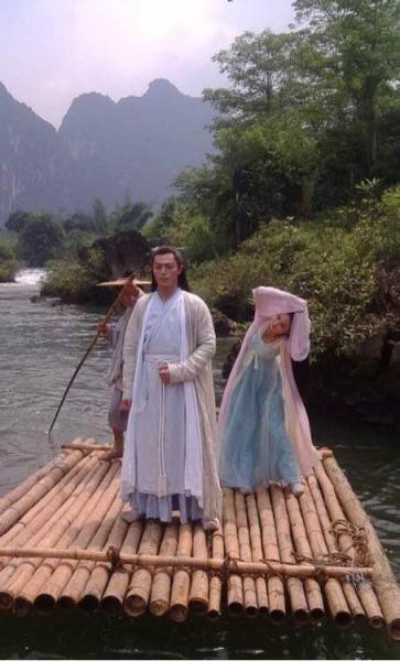 《花千骨》罕见花絮 霍建华被曝逗比赵丽颖爱开玩笑