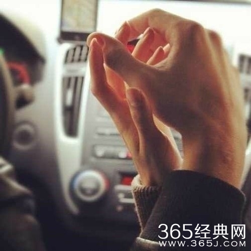 早安心语：做人做事，唯有眼低手高，才能意气平和。2015.07.29