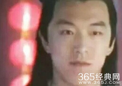 黄渤青年时期撞脸金宇彬　