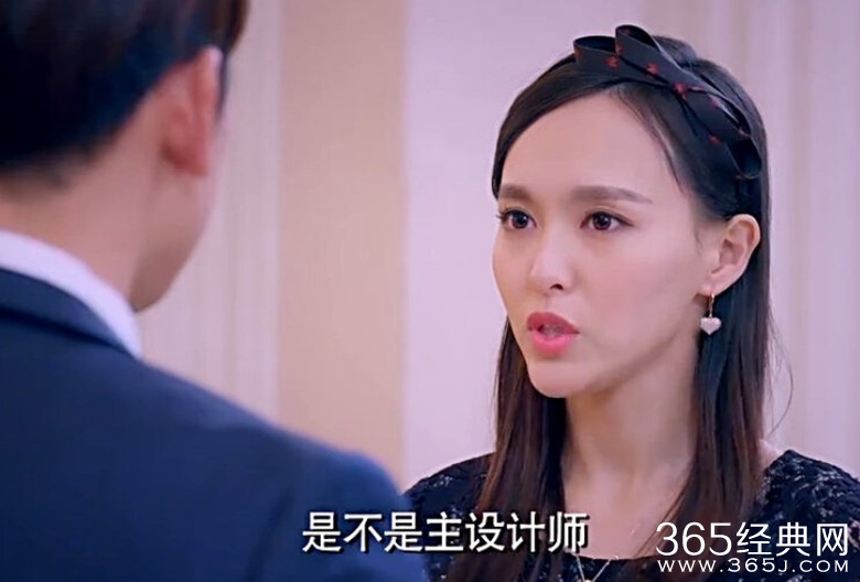 克拉恋人中米朵设计作品上为什么不能写上米朵的名字