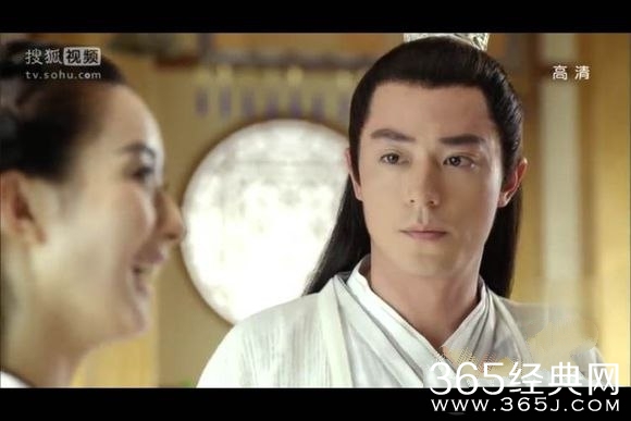 《花千骨》东方说带走小骨不愿意的原因？