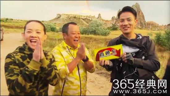 杨千嬅夫妇将直通卡给曾志伟父女