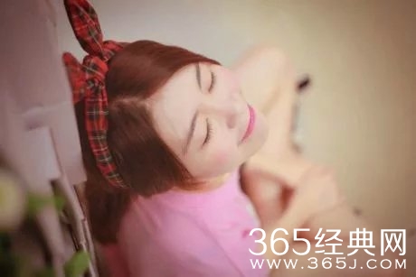 早安心语：你凭什么难过？不努力还有脸哭?2015.07.31