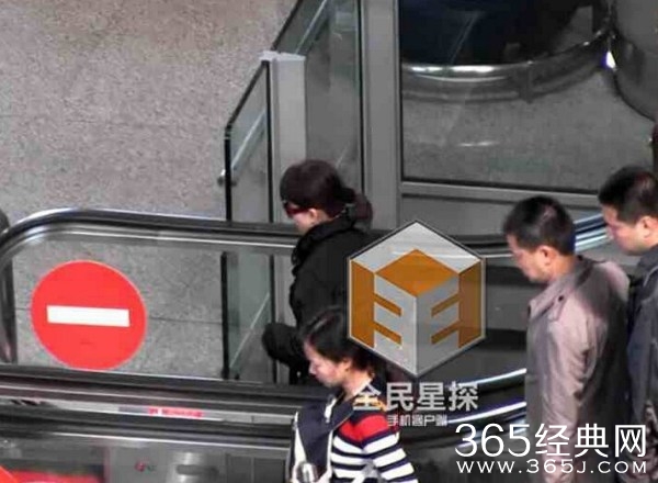 张铁林女友曝光 张铁林女友刘玉婉个人资料