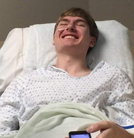 经典哥：姑娘们别上错了车子！2015.08.04