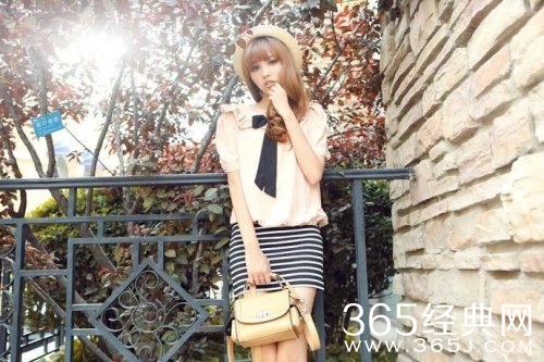 早安心语：与你无缘的人，你与他说话再多也是废话。2015.08.06