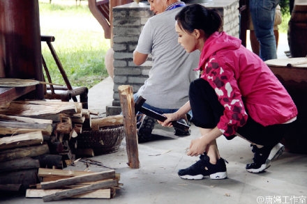 唐嫣加盟十二道锋味成家庭主妇