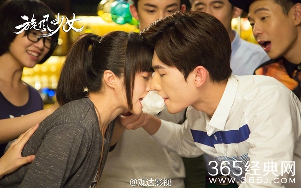 戚百草接受喻初原的表白了吗