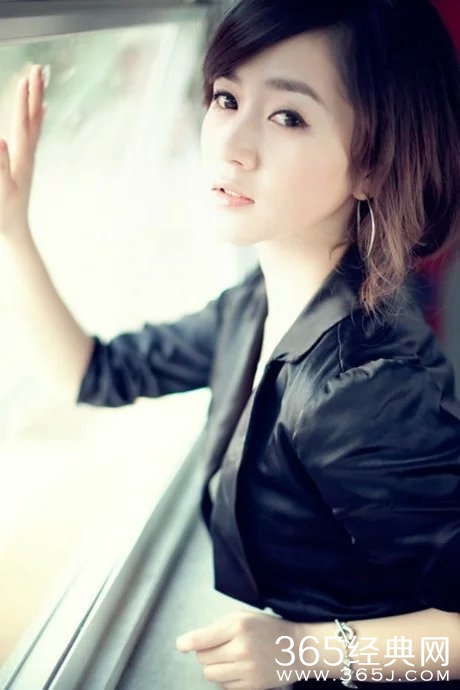 早安心语：刚要成熟，又要老去，时光，好不经用。2015.08.08