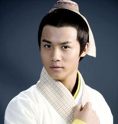 南无月为什么改名叫南弦月 网友吐槽编剧改名