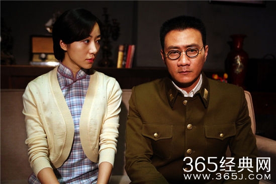 韩雪新片搭档胡军 深情演绎密码天才夫妇