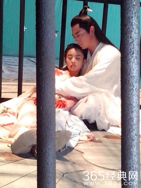 花千骨三尊会审受到怎样的惩罚