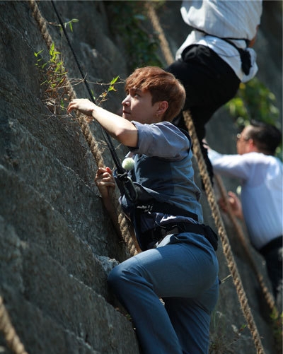 极限挑战男人帮携手爬墙