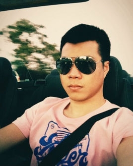 黄毅清女朋友个人资料家庭背景 晒亲密照疑公布新恋情