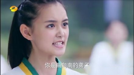 《旋风少女》中戚百草按时赶上和金敏珠的比赛了吗？