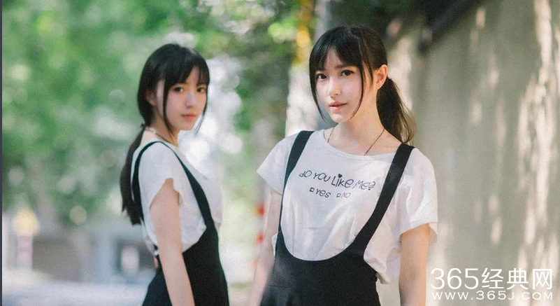 南京高颜值双胞胎姐妹同分被录取