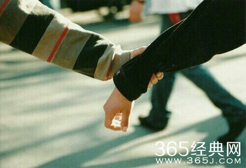 早安心语：不去期望，失去了不会伤心，得到了便是惊喜。2015.08.14