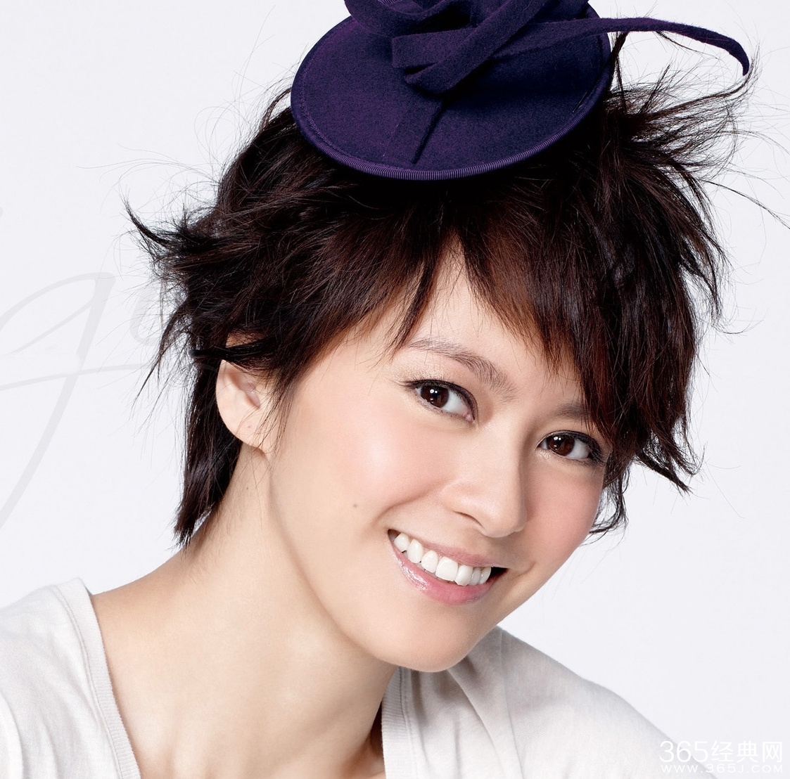 蒙面歌王补位歌手罗拉和宙斯分别是谁真实身份遭剧透