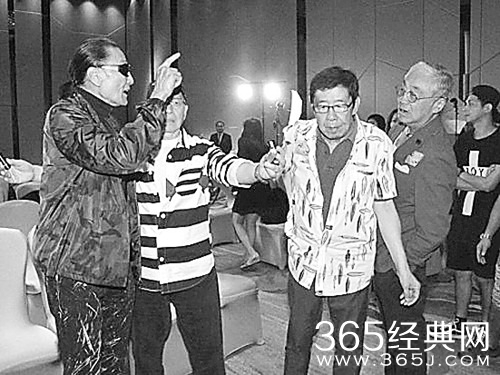 谢贤为何动怒出拳打曾江