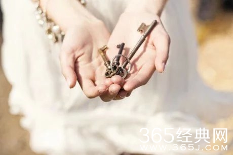 早安心语：陪伴，就是不管你需不需要，我一直都在。2015.08.18