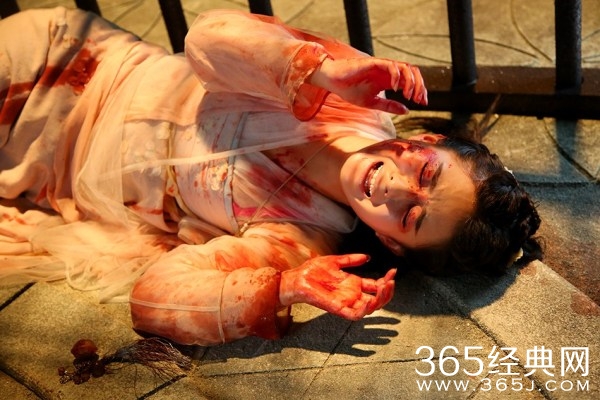 《花千骨》赵丽颖受刑毁容 虐心剧情创收视新高