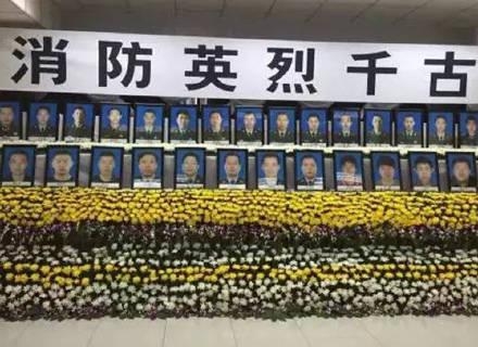 经典哥：女神生个孩子容易嘛！2015.08.18