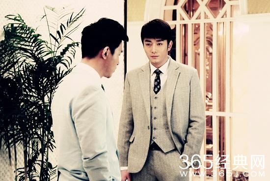 《面具背后》演员表