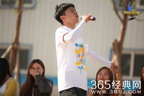 《真心》张杰郑元畅情歌对唱 杨坤破音难掩尴尬