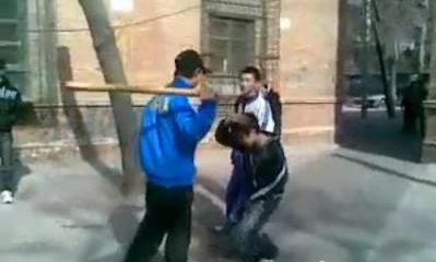 少年放学被群殴致死 帮家长找人惹祸上身