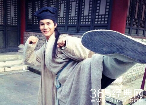 南无月结局跟幽若在一起了吗