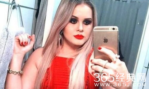 巴西美女市长炫富 涉嫌挪用该市的教育经费