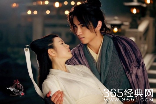 陈晓与陈妍希是什么关系