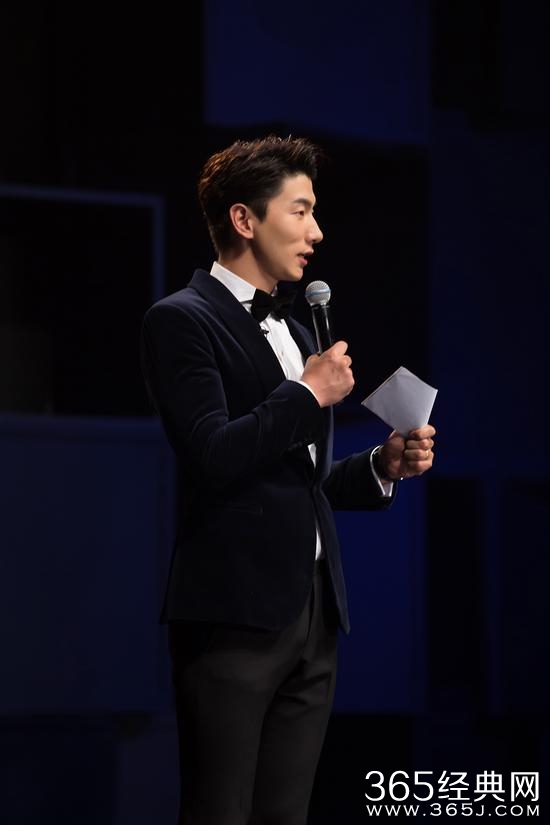 张亮偶像来了跨界做主持 林青霞T台秀气场折服张亮