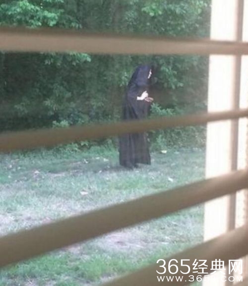 住户拍到不明物体原因真相曝光