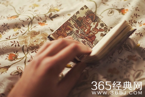 早安心语：渐渐的没有了谁的晚安我也能安稳睡觉2015.08.27