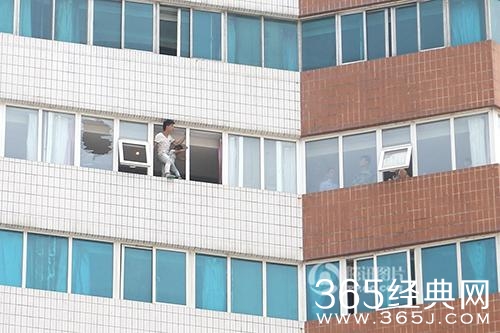 经典哥：我看到了它的眼泪！2015.08.28