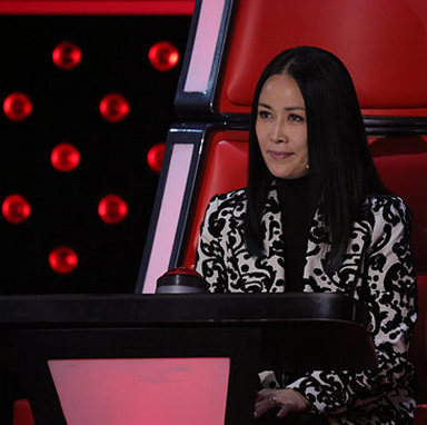 《好声音4》小邓丽君四强唱什么歌？小邓丽君挑战王菲《红豆》