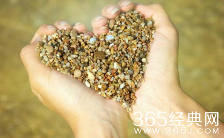 早安心语：我想你，却再也没有一个理由能去联系你。2015.08.28