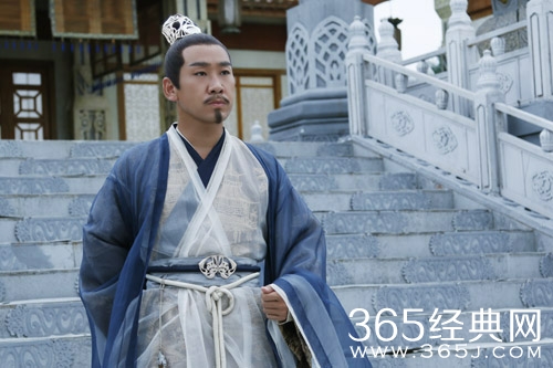 花千骨中竹染最后杀了摩严吗