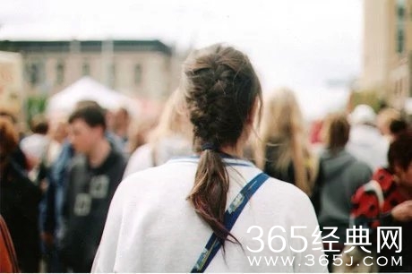 早安心语：下一个十年，我们还是好朋友。2015.09.01