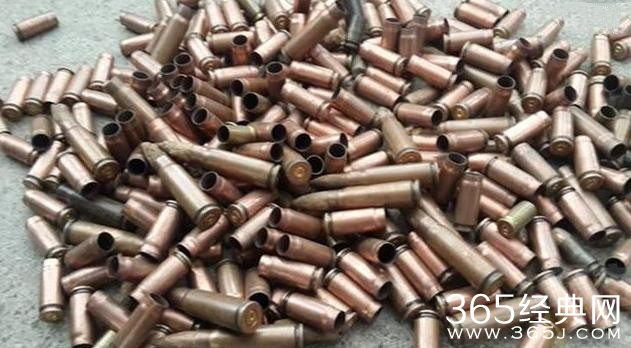 的哥捡到子弹炮弹