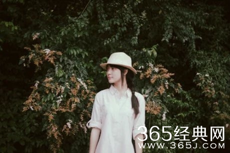 早安心语：下一个十年，我们还是好朋友。2015.09.01