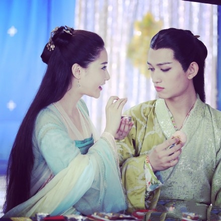 琉夏和杀阡陌是什么关系？杀阡陌是琉夏的哥哥吗？