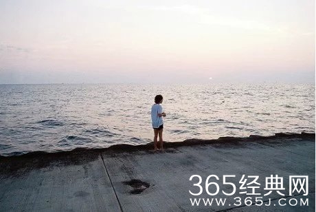 早安心语：最简单的爱自己，就是好好吃饭。2015.09.06